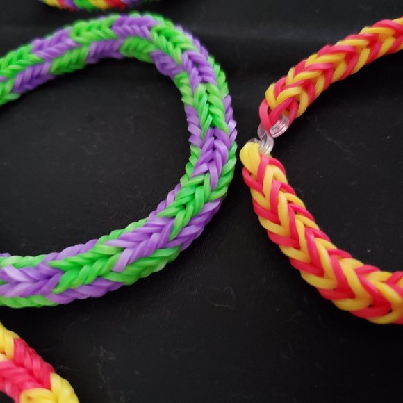 Handmade Yellow and Green Rainbow Loom Bracelet Set/New - Picture 5 of 6